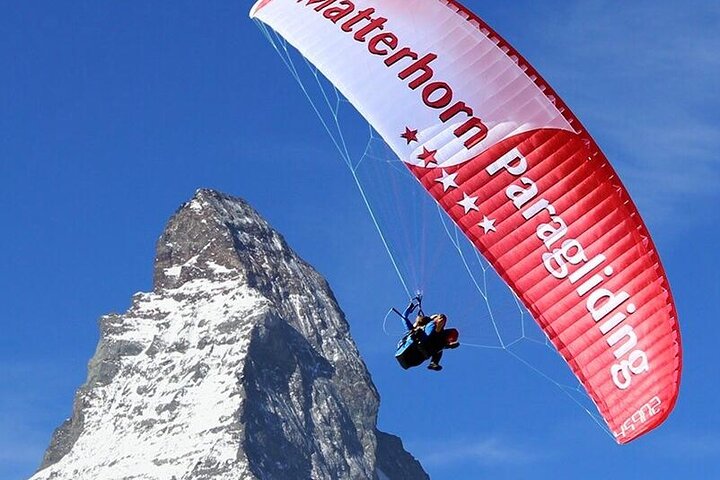 Zermatt Paragliding Tandem Flight with Matterhorn View (20–25min)