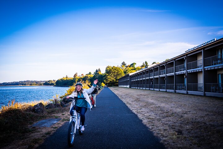 Electric Bike Ride on the Olympic Discovery Trail