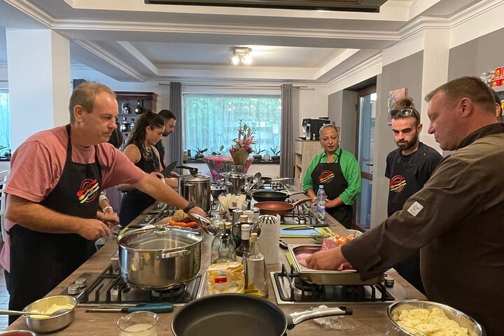 Traditional Romanian Cooking Class in Iasi