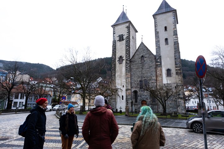 Walking Tour in Bergen of the Past and Present