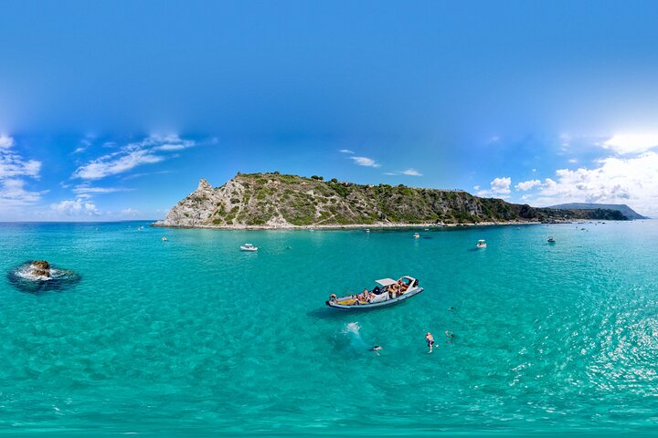 Tropea & Capo Vaticano Boat Tour with Snorkeling. Up to 12 Guests