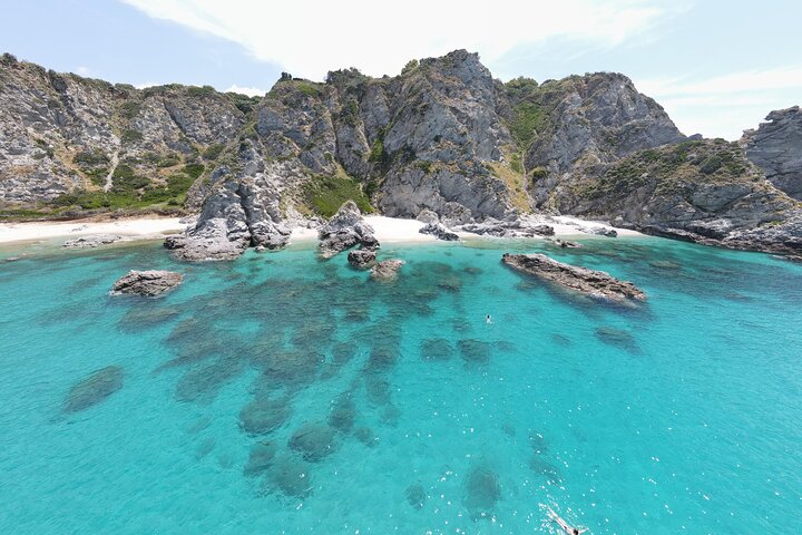 Tropea & Capo Vaticano Boat Tour with Snorkeling. Up to 12 Guests
