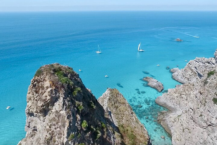Tropea to Capo Vaticano, the Best Boat Tour. Max 8-12 Passengers