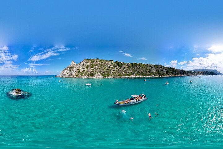 Tropea, Exclusive Boat Tour - Just you and your Family - 4 hours