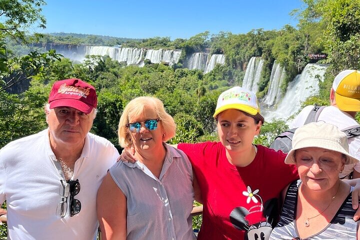 Iguazu Falls : Private day tour both Brazil & Argentina