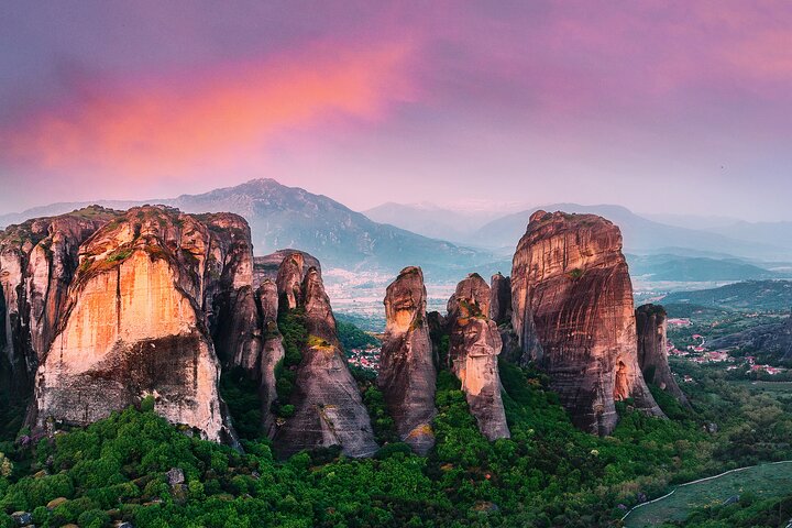 Private Tour to Meteora Rocks from Volos