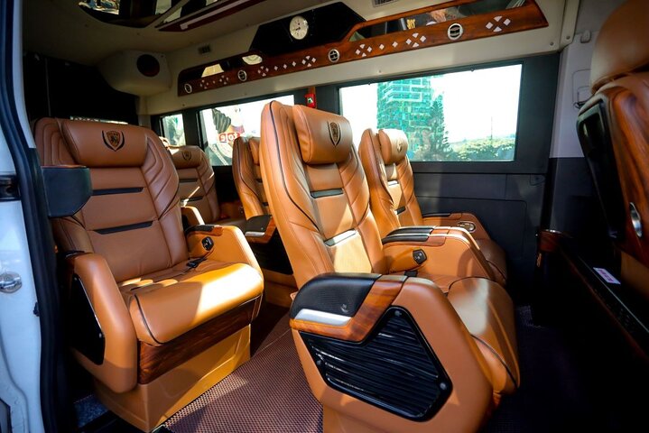Hanoi Private Transfers One Way (by Luxury Limousine Vans)