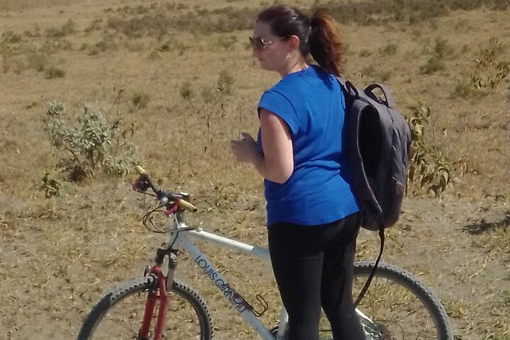 Hell's Gate Cycling Tour & Lake Naivasha Boat Ride from Nairobi