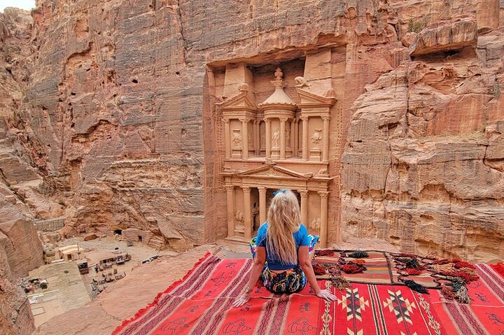 From Amman: Petra and Wadi rum Private/Group Full day Tour