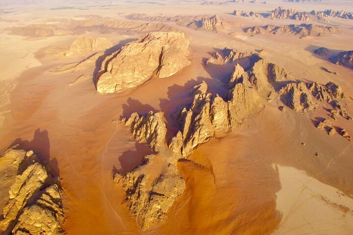 From Amman: Petra and Wadi rum Private/Group Full day Tour