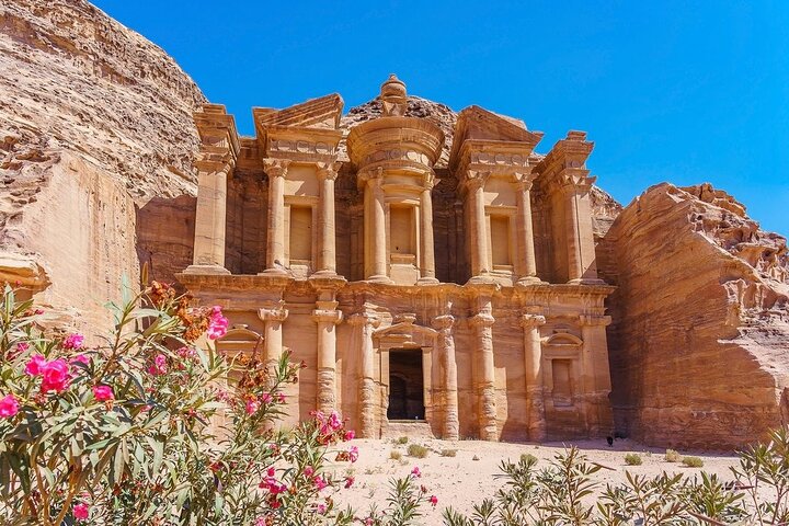 From Amman: Petra and Wadi rum Private/Group Full day Tour