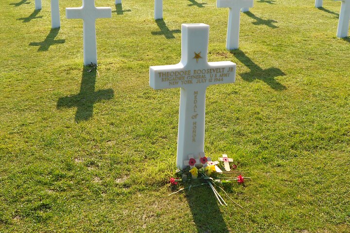 Private Normandy Tour DDay Landing Beaches from Deauville
