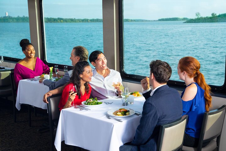City Cruises New Jersey: Signature Lunch Cruise
