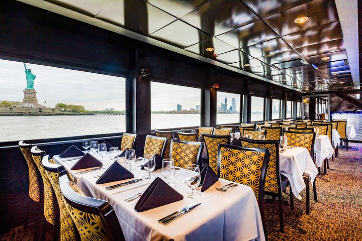 City Cruises New Jersey: Signature Lunch Cruise