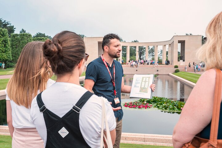 Small Group Guided D-Day Tour and Mémorial de Caen Museum