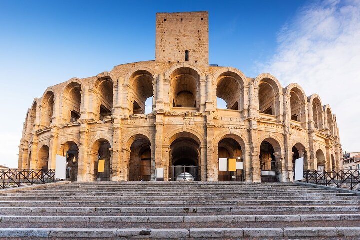 Arles, Les Baux and Saint-Remy villages Full Day Trip from Aix