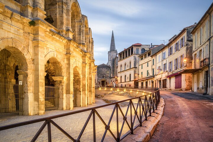 Arles, Les Baux and Saint-Remy villages Full Day Trip from Aix