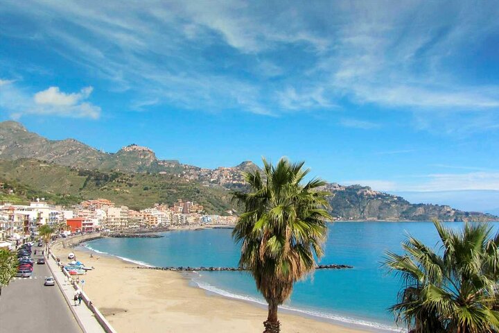 Sea View Sicilian Cooking Class & Taormina Market with Chef Mimmo