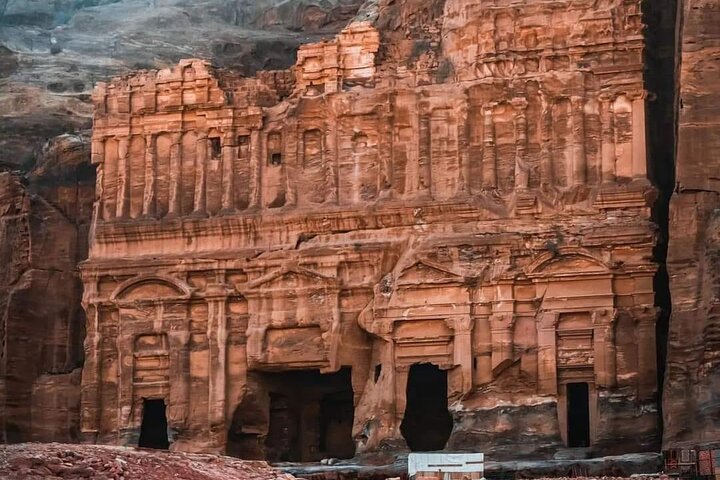 2 Day Private Tour to Petra and Wadi Rum from Amman