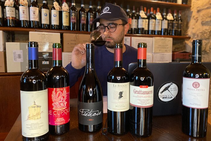 Tuscan Wine Tasting with Professional Sommelier in Montepulciano