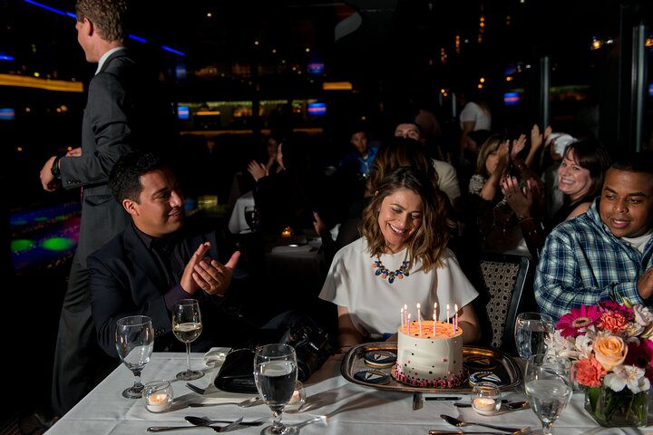 City Cruises Philadelphia: Signature Dinner Cruise with Buffet