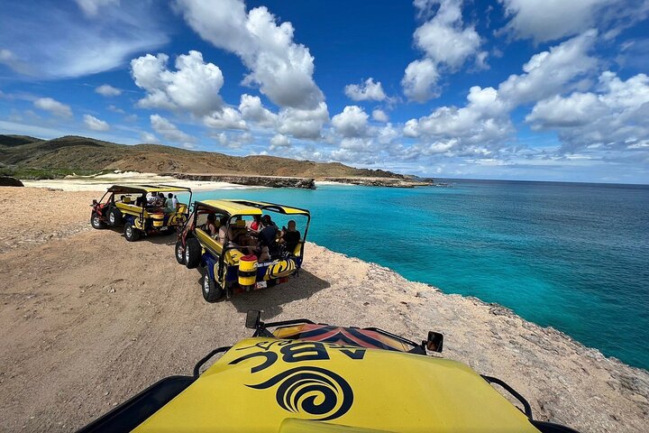 Aruba Natural Pool and Indian Cave Rugged Jeep Safari