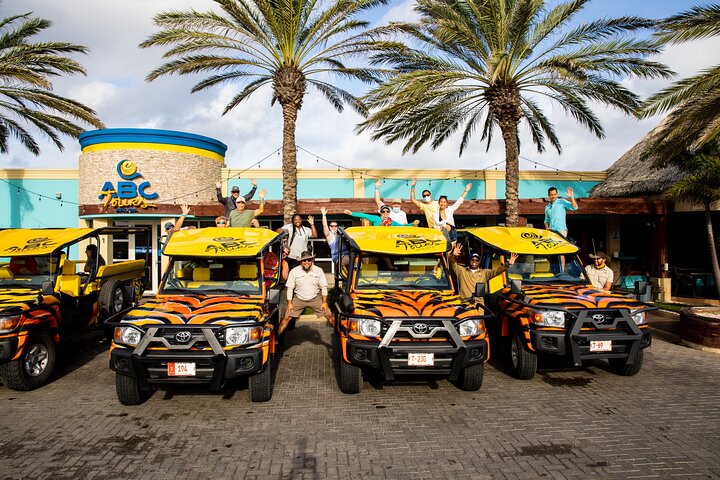 Aruba Natural Pool and Indian Cave Rugged Jeep Safari