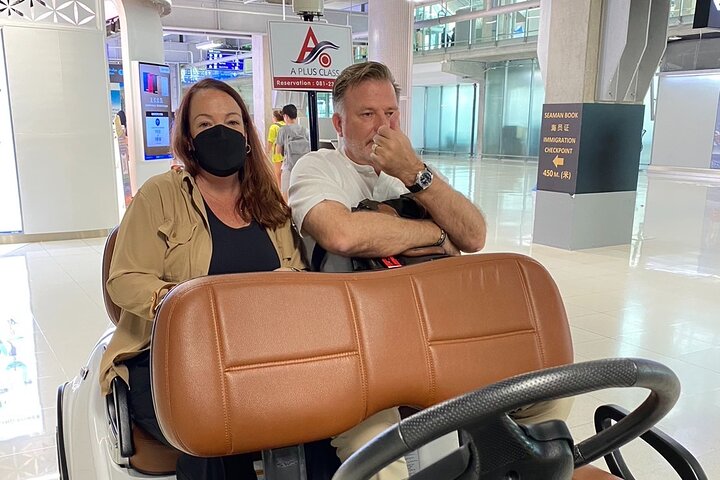 Priority Fast Track Entry at Bangkok Airport with Guide