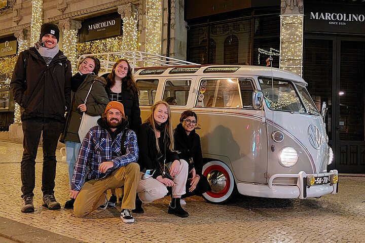 Porto: Private Vintage VW Kombi Tour with Open Roof (2-8 People)