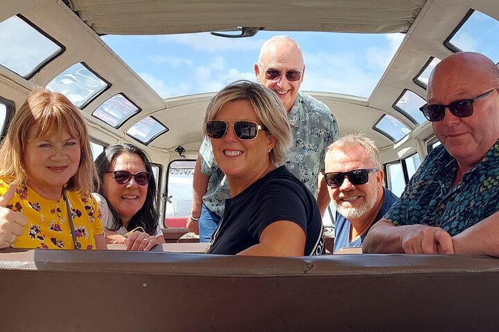 Porto: Private Vintage VW Kombi Tour with Open Roof (2-8 People)