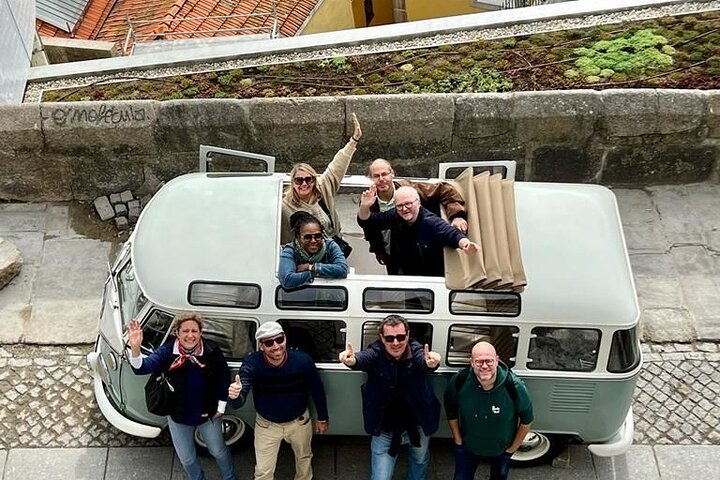 Porto: Private Vintage VW Kombi Tour with Open Roof (2-8 People)