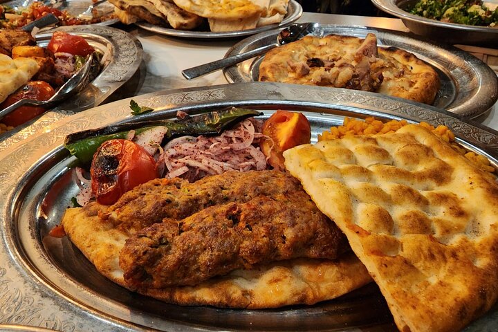 Istanbul Traditional Turkish Dinner and Dervish Experience