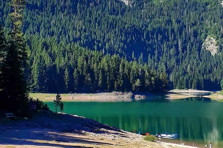 Durmitor National Park hiking tour - easy to moderate