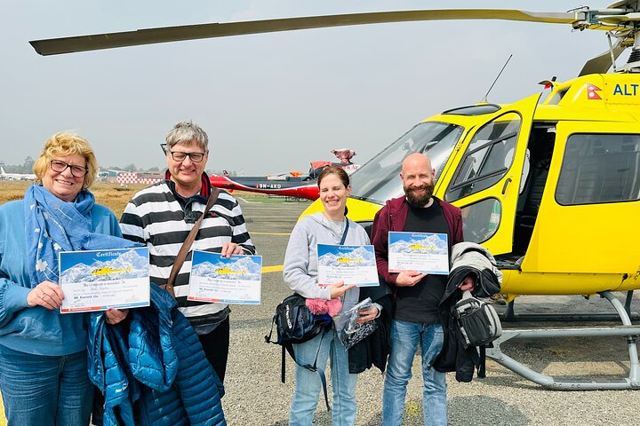 Landing Everest Base Camp and Gokyo Lake by Helicopter Day Tour