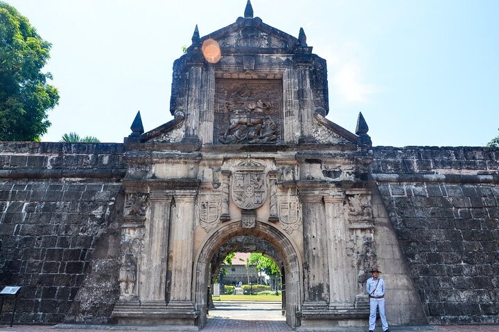 Intramuros & Chinatown Manila Tour – Walking, Food & Culture