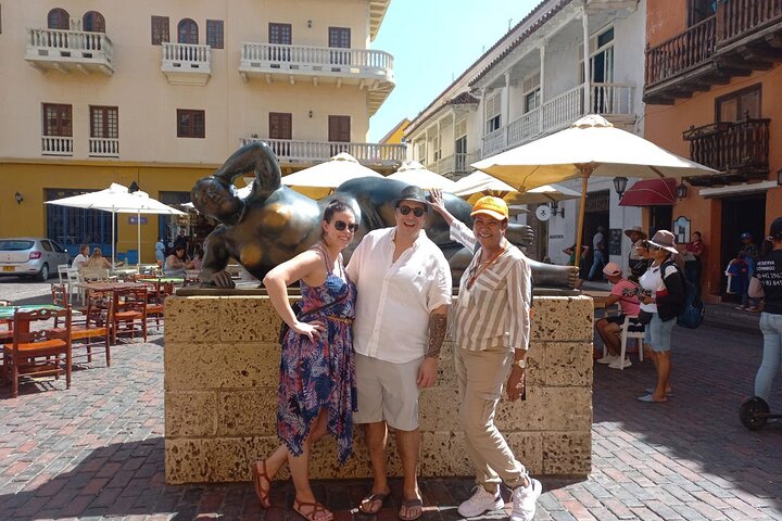Private Walking Tour in Cartagena Walled City & Getsemaní