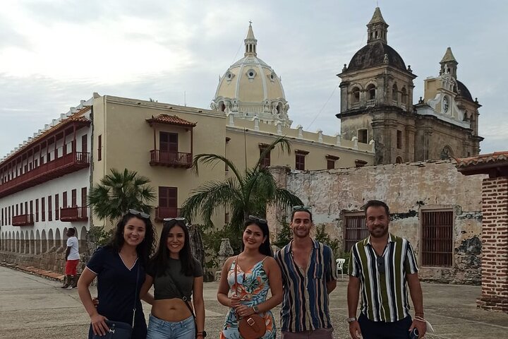 Private Walking Tour in Cartagena Walled City & Getsemaní