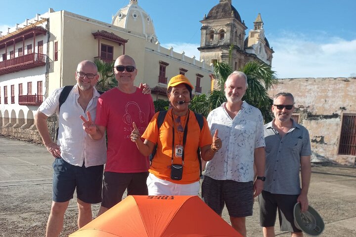 Private Walking Tour in Cartagena Walled City & Getsemaní