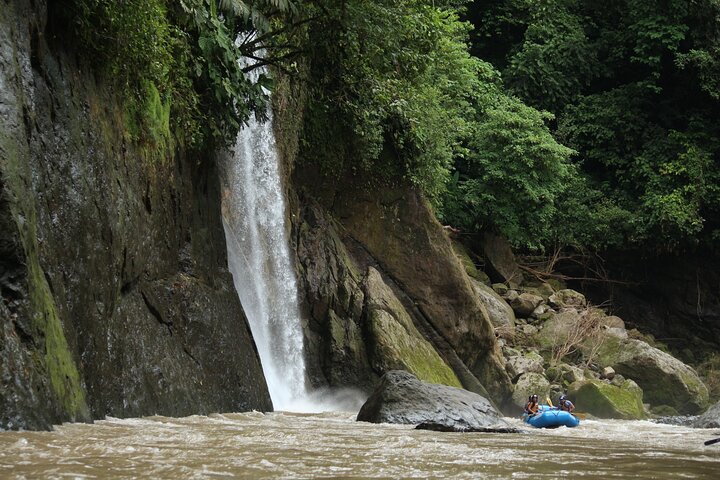 2-Day Tour of the Pacuare River in Costa Rica.