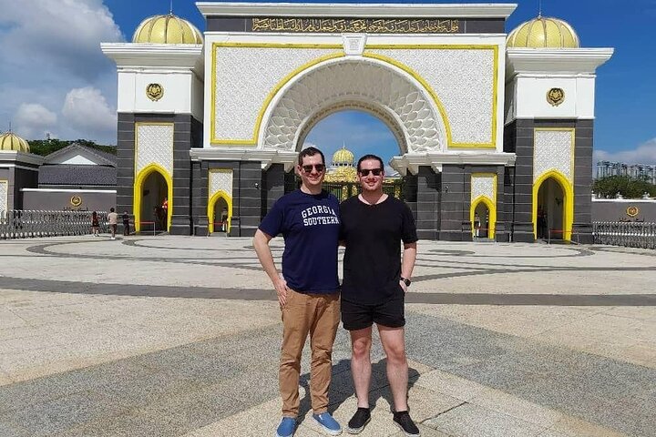Kuala Lumpur International Airport Layover Tour