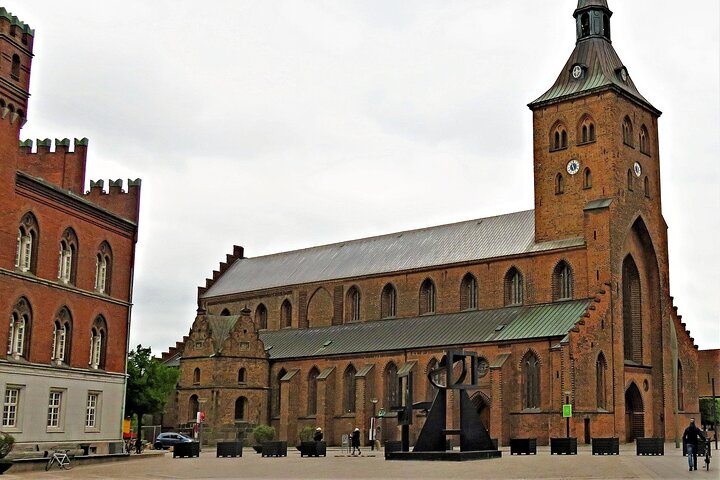 Private Transfer From Aalborg To Copenhagen 2 Hour Stop in Odense