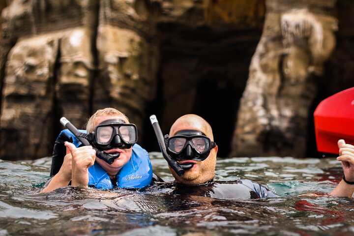 La Jolla Kayak and Snorkel Tour for two people (tandem kayak)