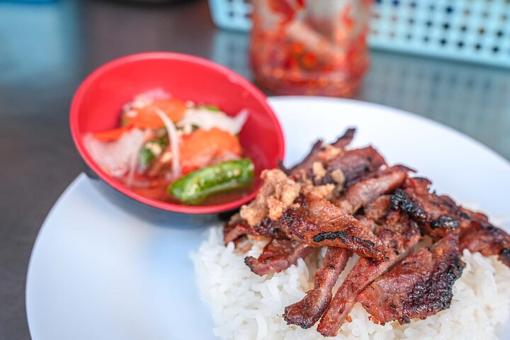 Phnom Penh Morning Market & Food Tour by Tuktuk - Includes All Food & Drinks!