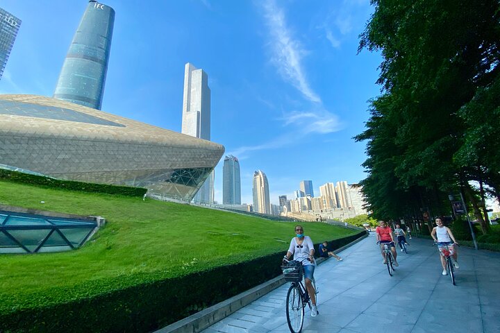 Guided Cycle Tour of Guangzhou