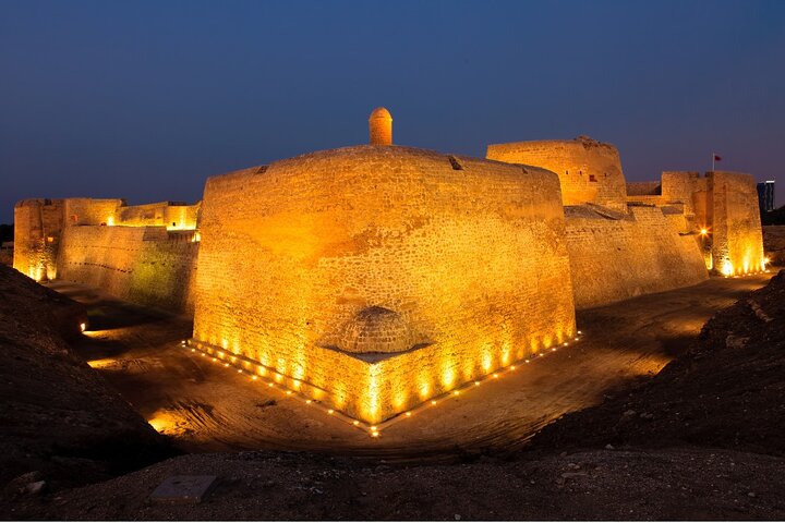 Bahrain City and Desert Tour
