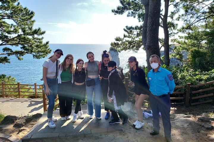 Private Day Tour Best of Best Taxi Driver Guide tour in Jeju