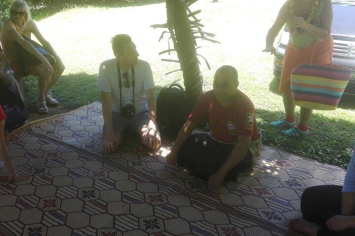 Half-Day Anahulu Cave and Cultural Tour