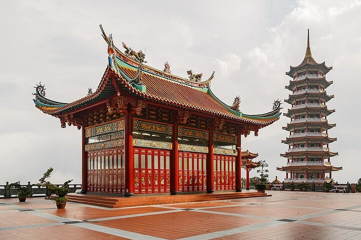Private Genting Highlands & Batu Caves Trip with Cable Car Ticket