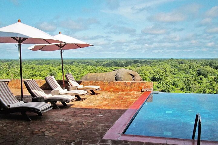 3 Days Zaina Luxury Stay Mole Safari