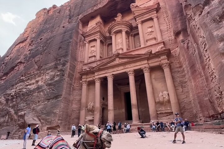Private Full-Day Petra Tour with Return Transfer from Dead Sea
